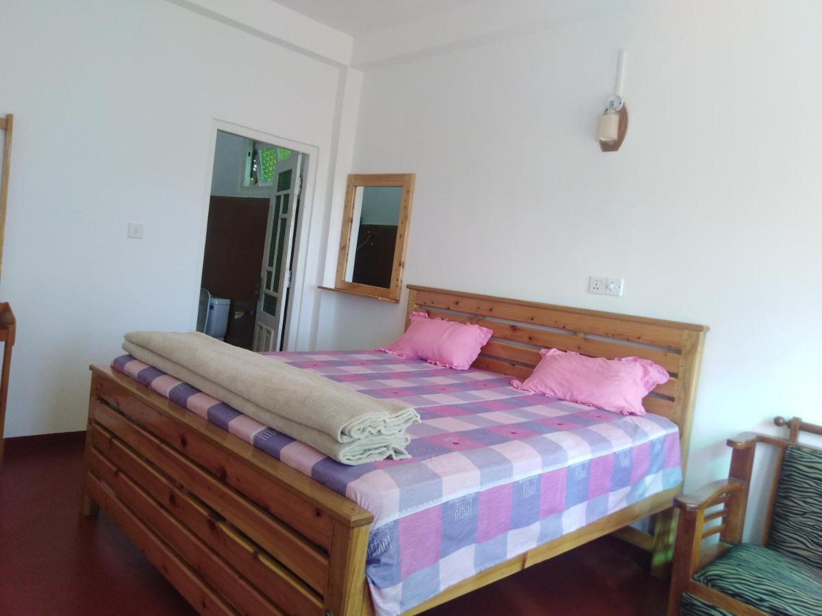 Forest Cyniciam Homestay 오히야 외부 사진