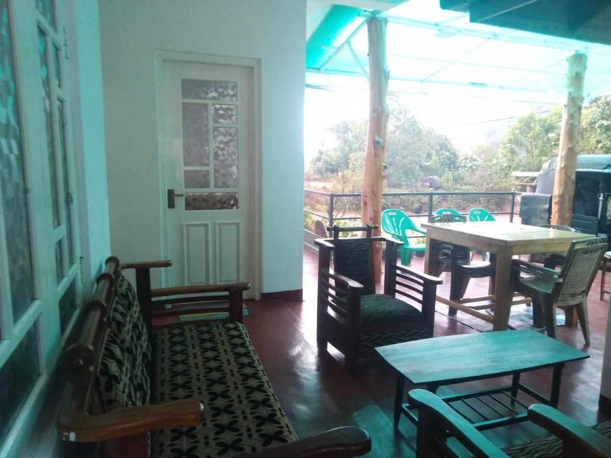 Forest Cyniciam Homestay 오히야 외부 사진